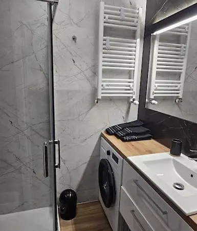 Metro Art Zupnicza National Stadium * ורשה